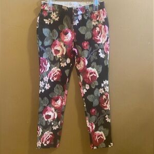 The Childrens Place Floral with Glitter Accent Print Pants Size 6x/7 black/pink